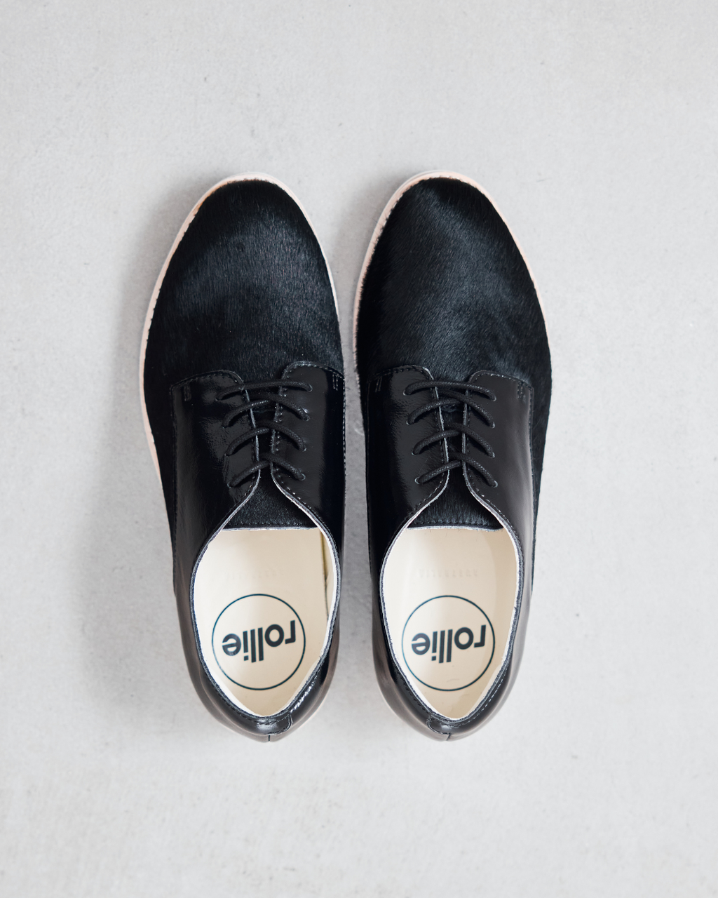 DERBY - Black