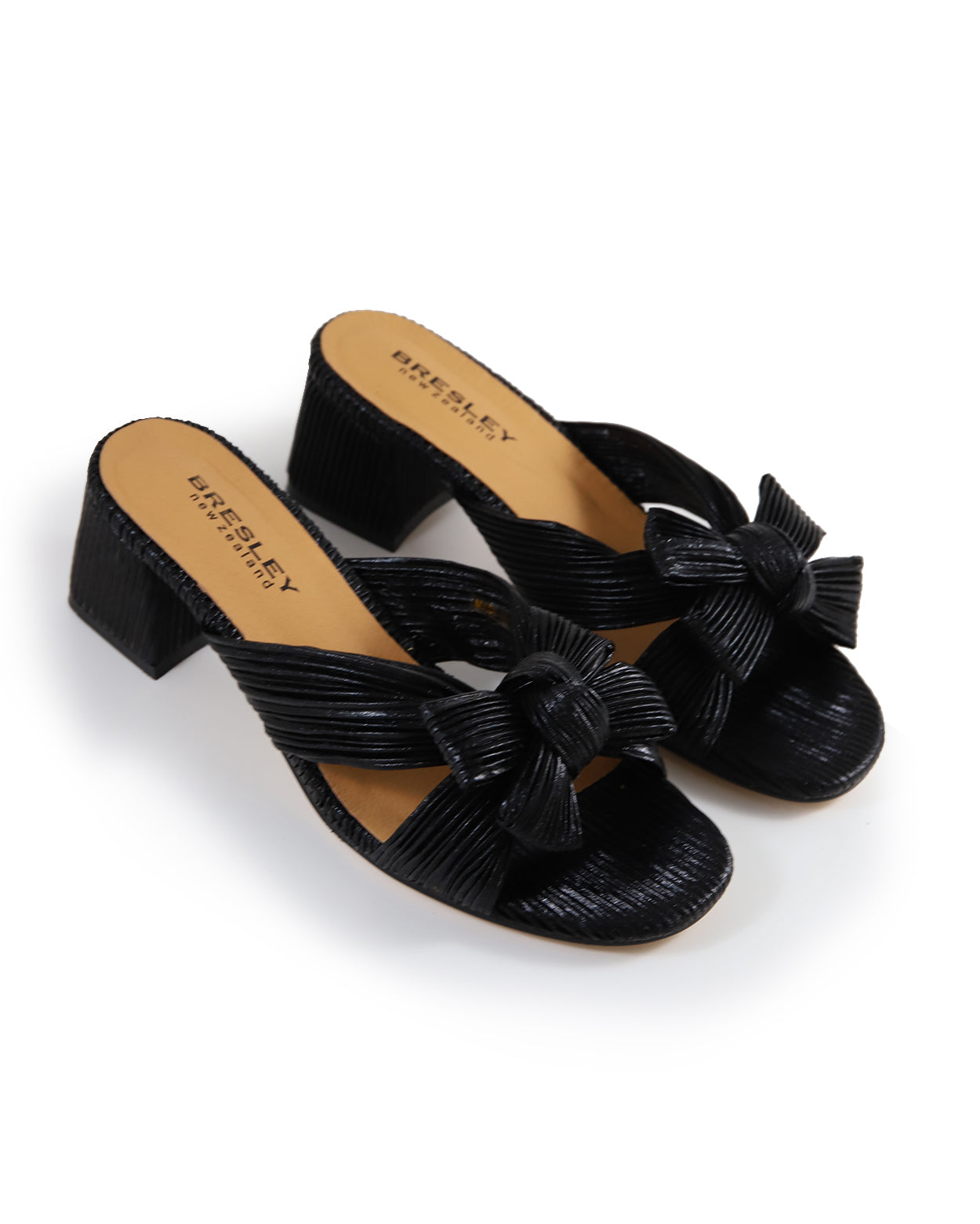 Aniston  - Black