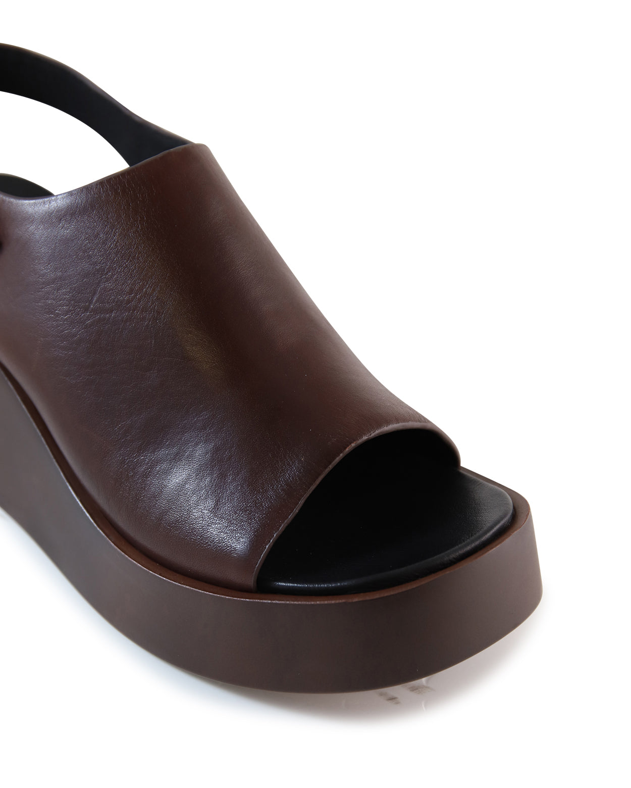 ariani_hobbs_chn_4_1765943185