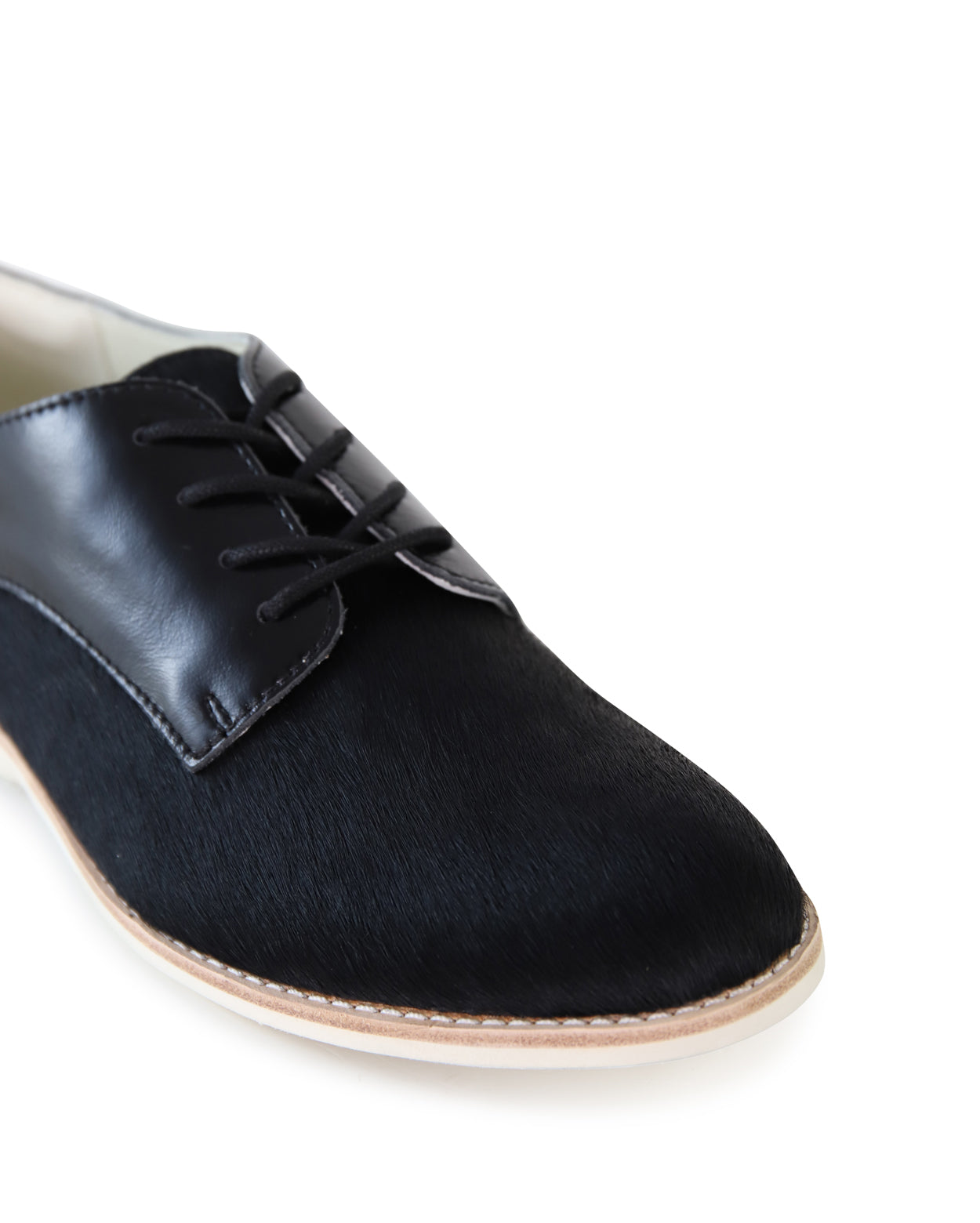 DERBY - Black
