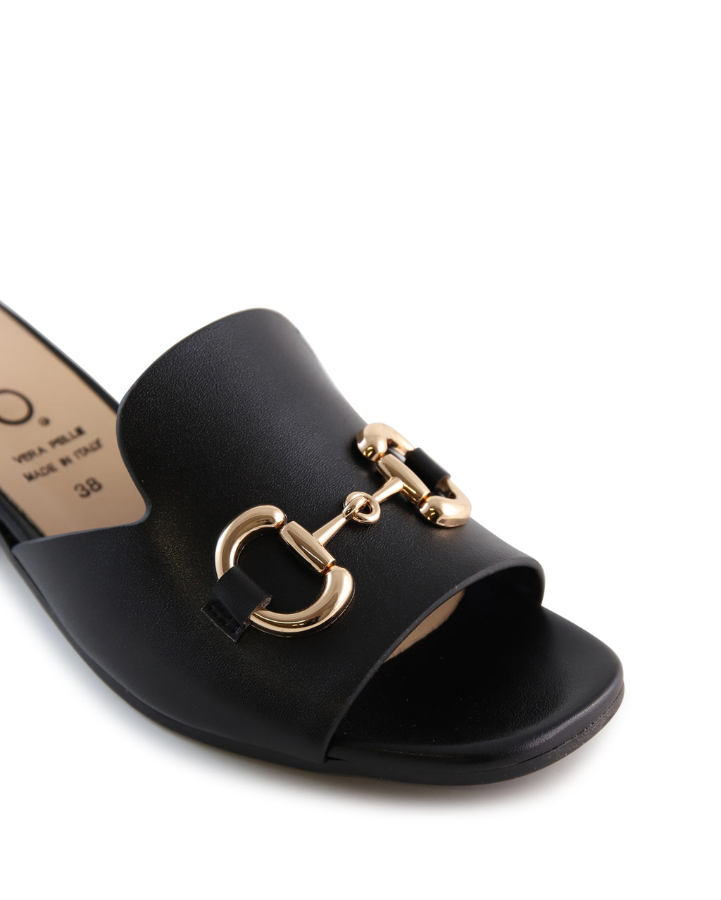 millar_hobbs_blk_4_1765943191