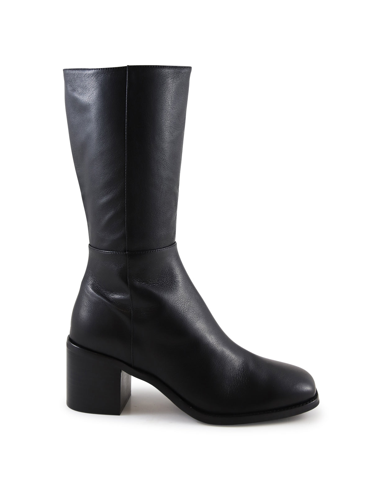 sesina_hobbs_blk_1_1765944161