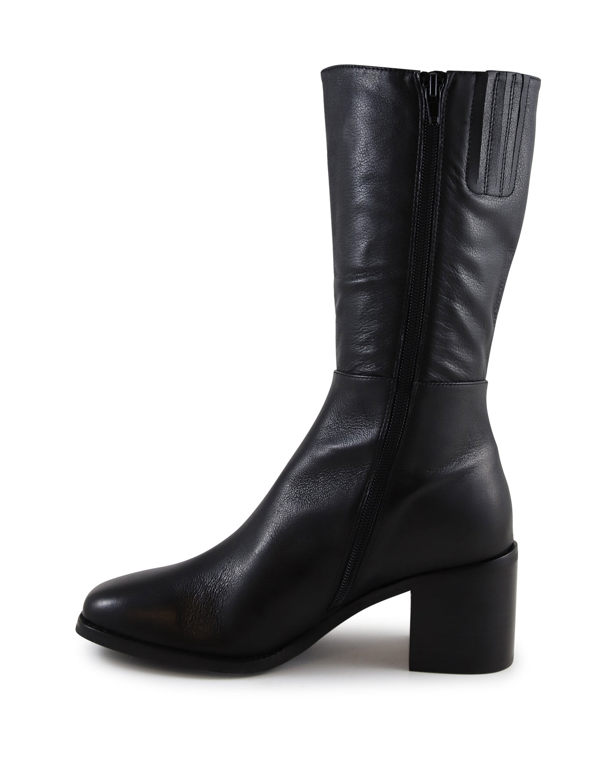 sesina_hobbs_blk_2_1765944163