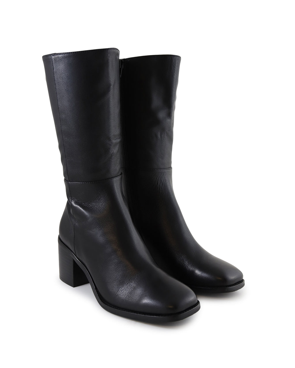 sesina_hobbs_blk_5_1765944177